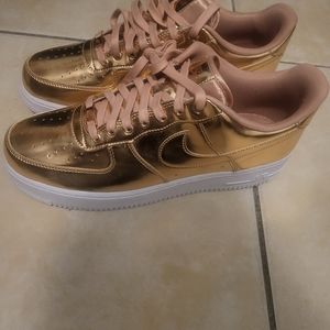 Metallic rose gold men size 14